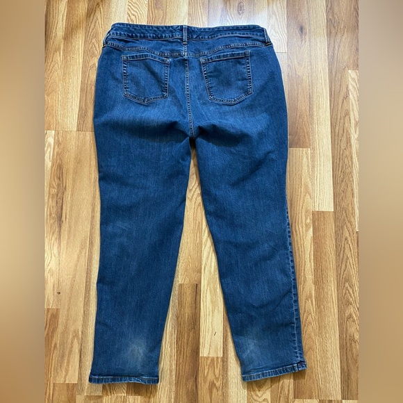 Torrid BoyFriend Blue Denim Jeans Size 20 Regular - Picture 6 of 9